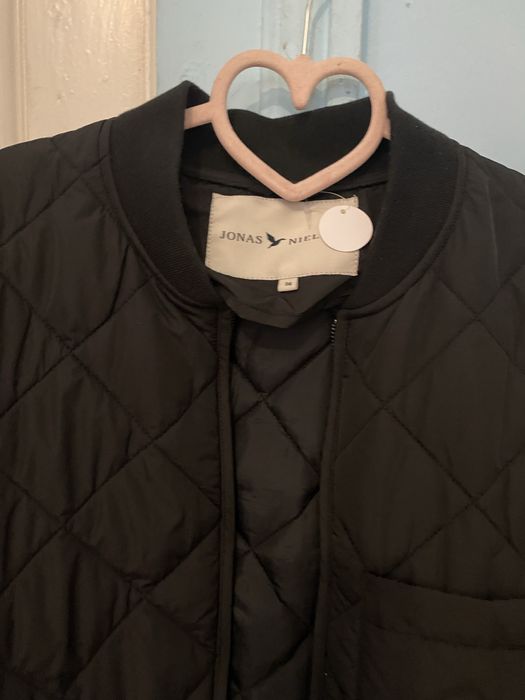 Пальто жіноче JONAS NIELSEN 46 М новое легкое