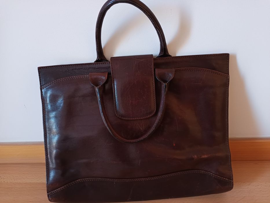 Mala em pele para computador portatil