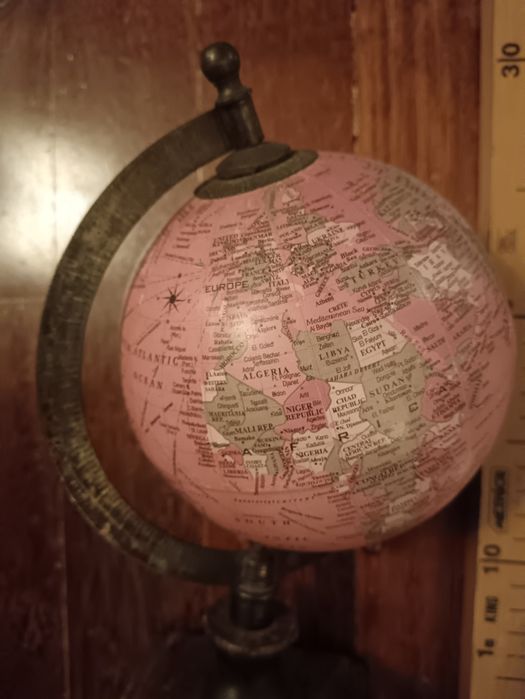 Globo terrestre pequeno