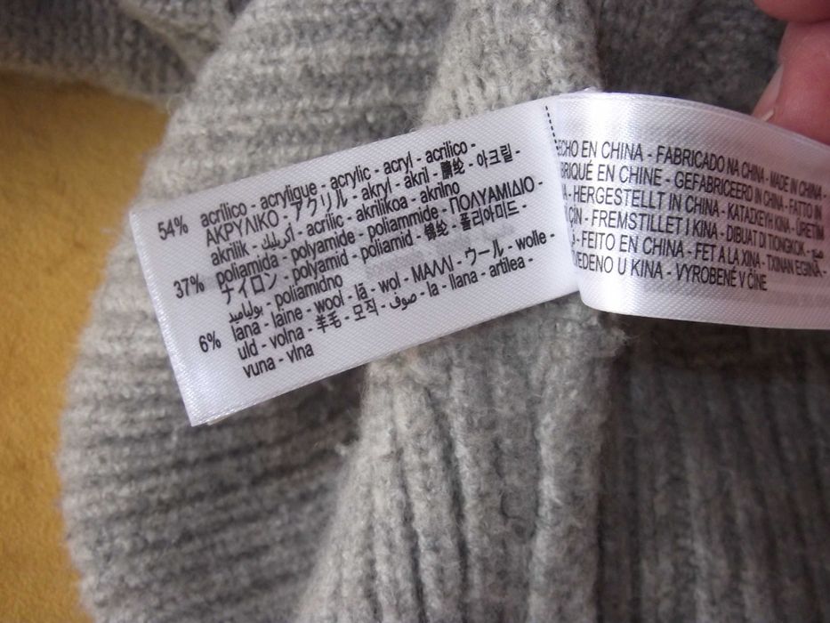 Camisola Cinza ZARA modelo largueirão