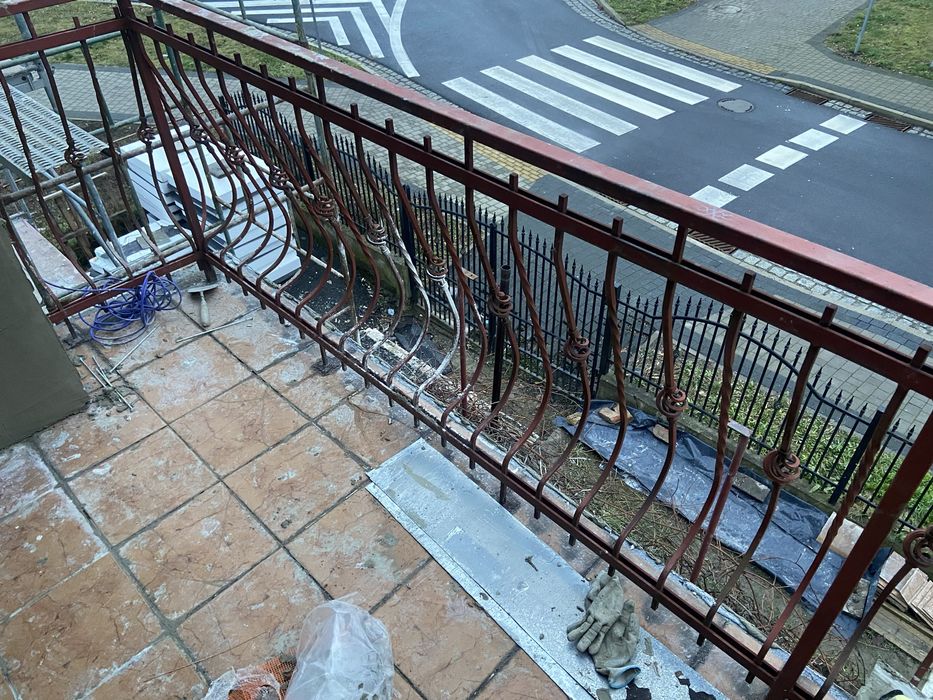 Balustrada balkonowa i schodowa