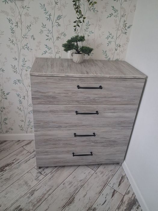 Комод для вещей .