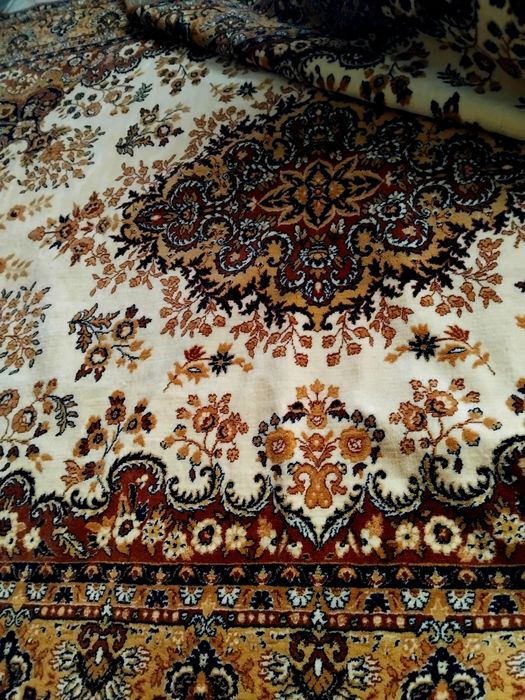 Ковёр, 8 м етров квадратных , шерсть, Алба- Юлия