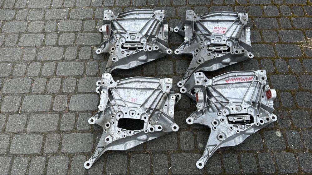 Кронштейн Коробки Передач Лапа Ауді КУ5 Audi Q5 80A 80A399262AP