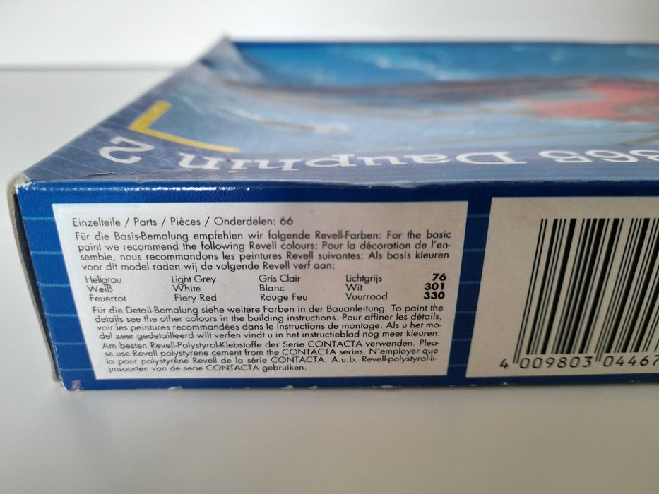 Model z 2002r. Eurocopter SA 365 Dauphin 2 Revell 04467 1:72