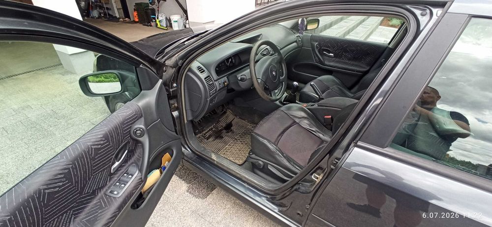 Renault Laguna 2 1.8 16 V LPG hak