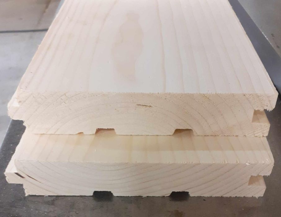 Deska podłogowa 145x28mm świerk