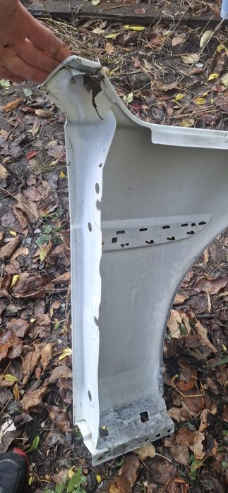 Blotnik lewy przod jaguar xe