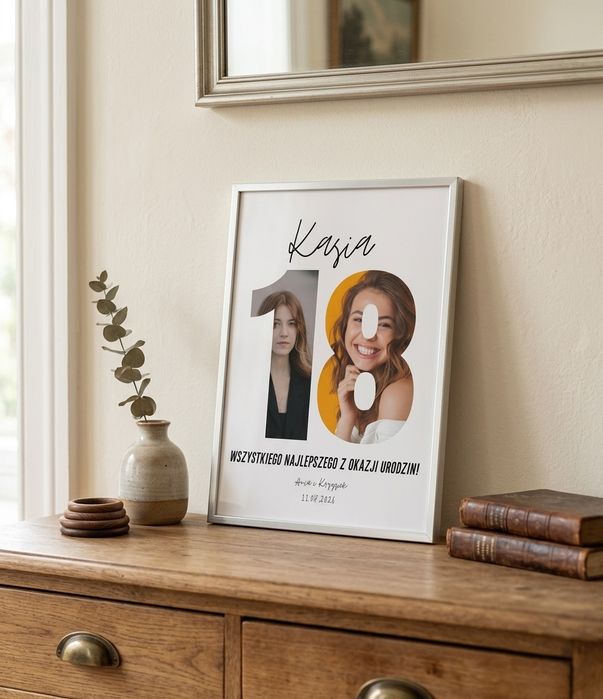 WYJĄTKOWY personalizowany plakat na urodziny – FOTOKOLAŻ W RAMIE A4