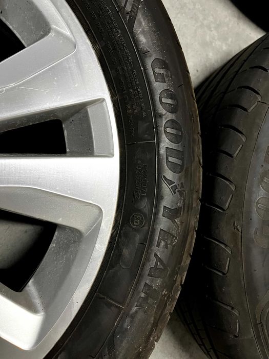 Jantes Volkswagen Golf 7 com 4 pneus novos Goodyear Efficientgrip Performance2 205/55 R16 91 V