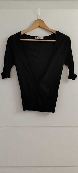 Casaco preto tamanho S de manga curta. Usado. Marca Zara.