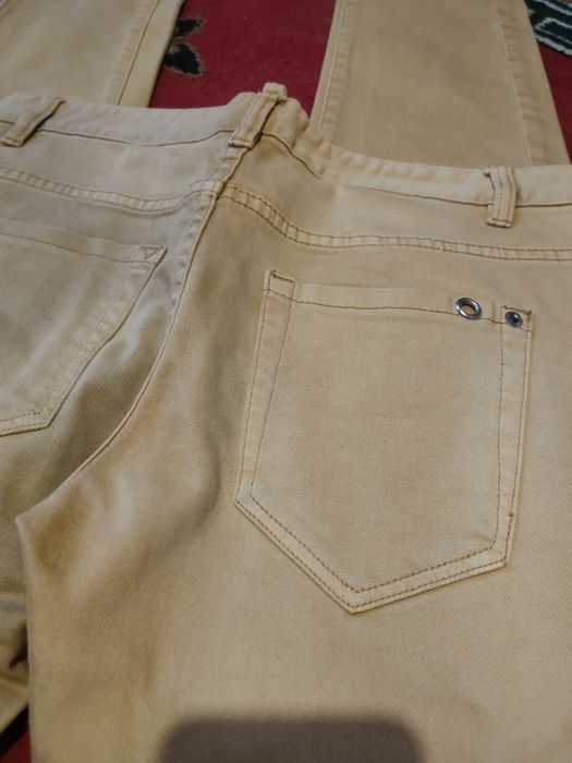 Продам джинсы"DSQUARED"
