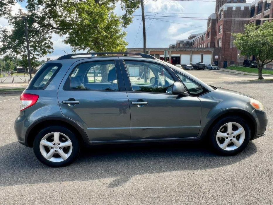 Suzuki SX4 Crossover Tech      2009