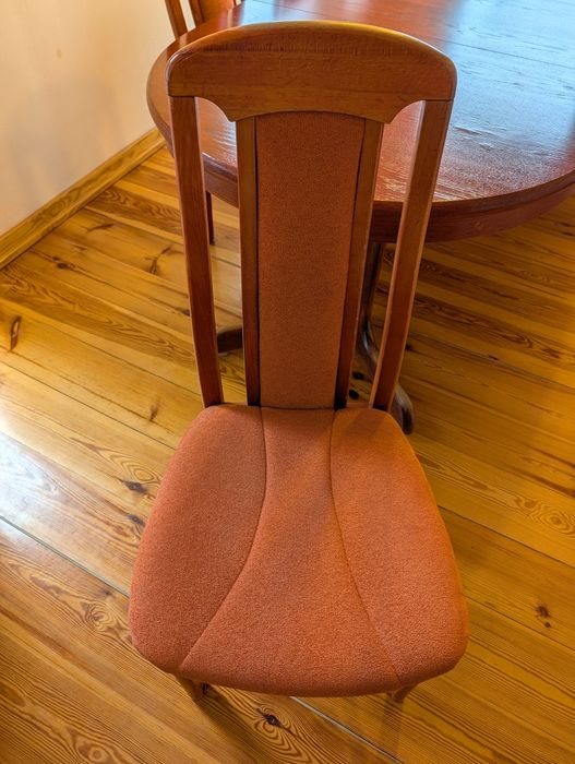 Krzesła drewniane 6 sztuk