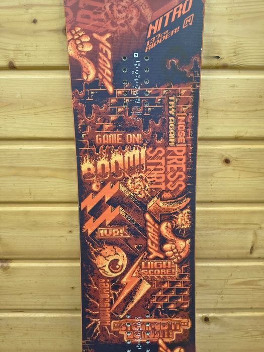 Deska snowboardowa Nitro Ripper 137 cm + wiązania (A23)