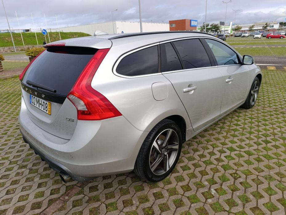 Volvo v 60 impecável com tudo feito  no carro