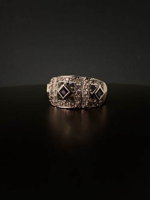 Золота каблучка / золотое кольцо / діаманти / бриллианты / сапфир