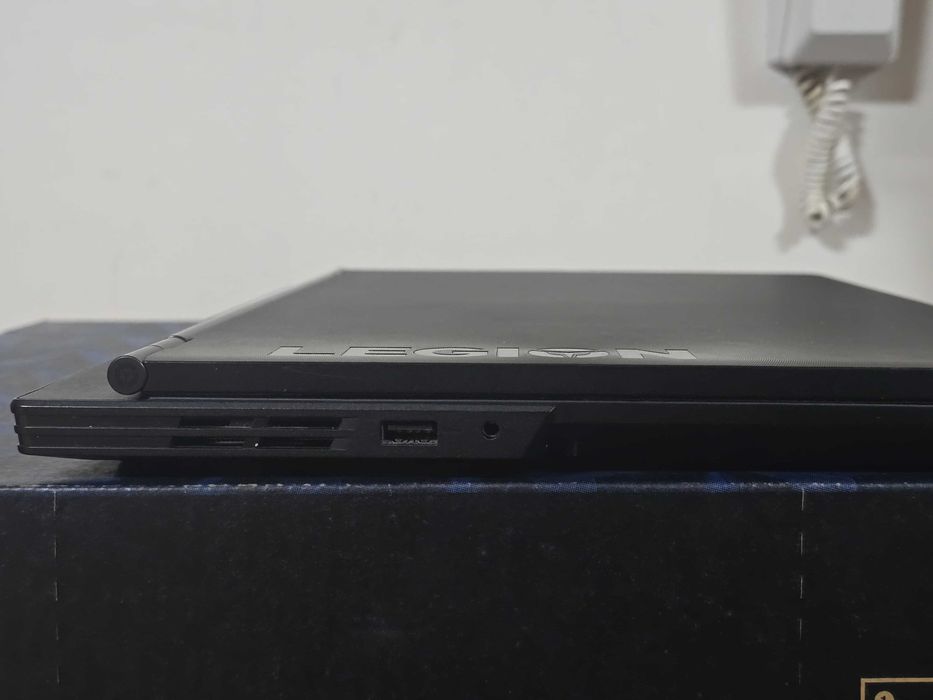 Lenovo Legion y540 - i7 9750H - RTX 2060