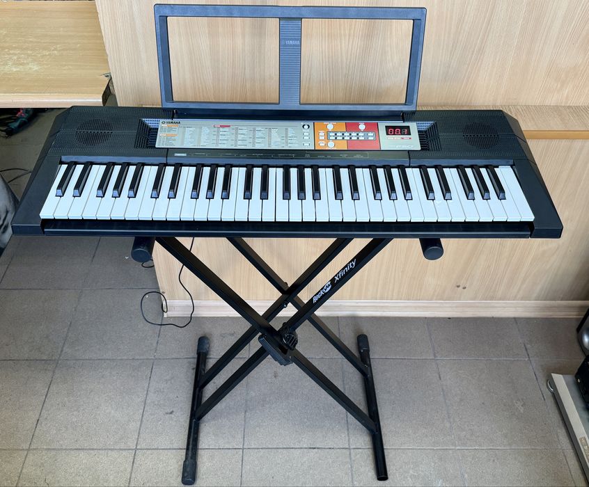 Keyboard YAMAHA PSR-F150 + Stojak / Idealny do nauki gry / Ładny stan