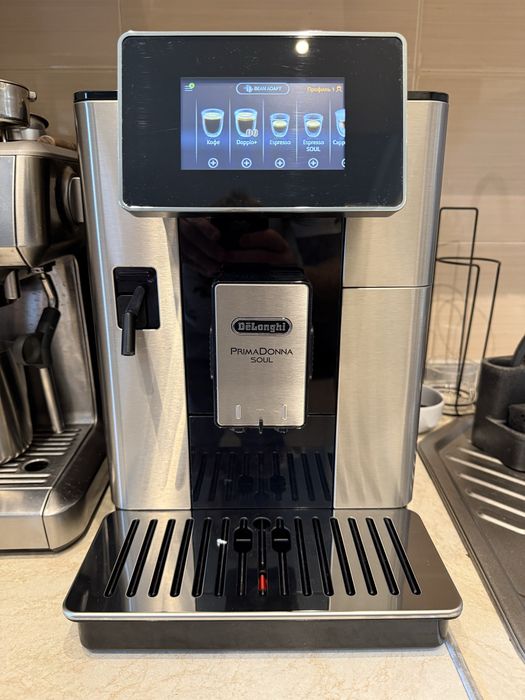 Кавомашина Delonghi PrimaDonna soul
