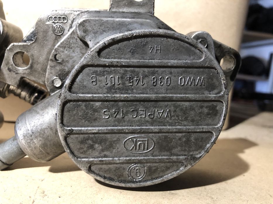 Тандемні вакуумні насоси на автомобілі групи WAG Bosch,Luk