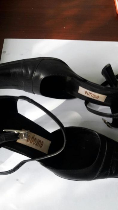 Туфли натуральная кожа.