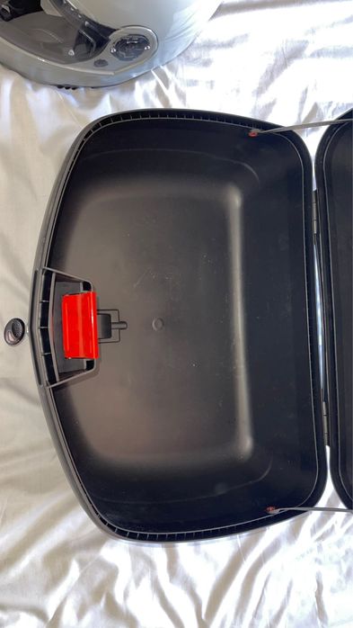 Vendo Topcase 2 capacetes