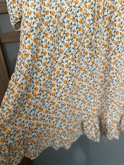 Дуже гарна весняна сукня, розмір m, l