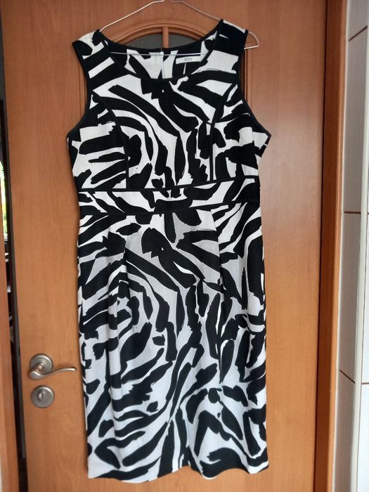 Sukienka wizytowa Marks & Spencer