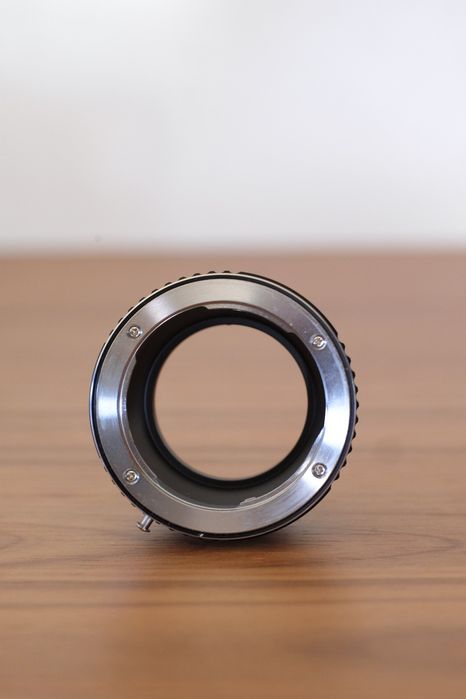 Contax Zeiss Planar 50mm 1.7 C/Y com adaptor para FX