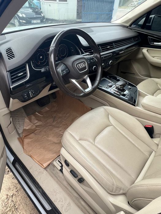 Audi Q7 3.0T V6 Quattro | 2018 | USA | Panorama