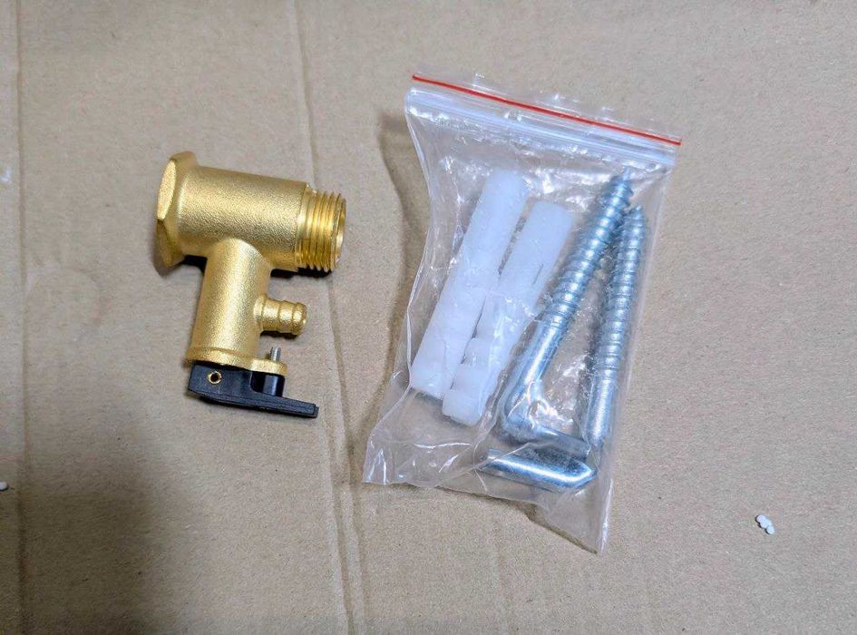 COMFEE' D50-15ED3 Podgrzewacz wody Bojler 50L 47x25x86cm