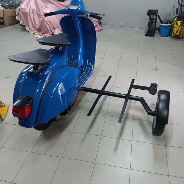 Sidecar pata vespa