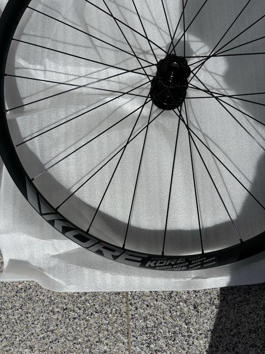 Rodas 29 em carbono boost Kore