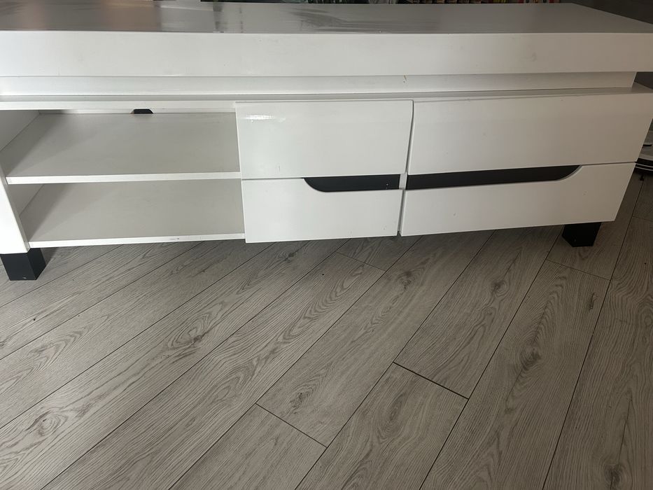 Rtv, półka pod telewizor