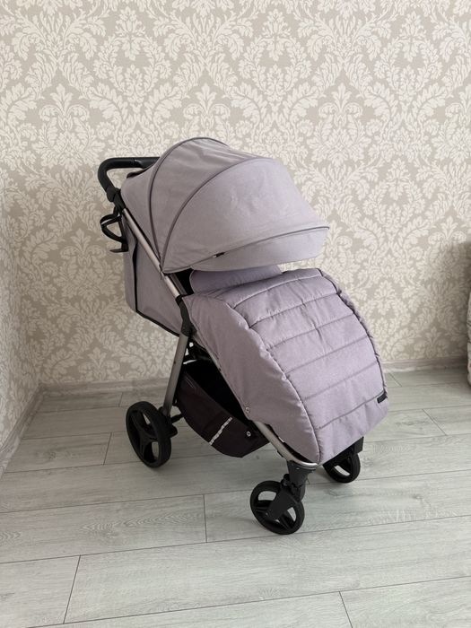 Прогулянкова коляска Carello Bravo Plus