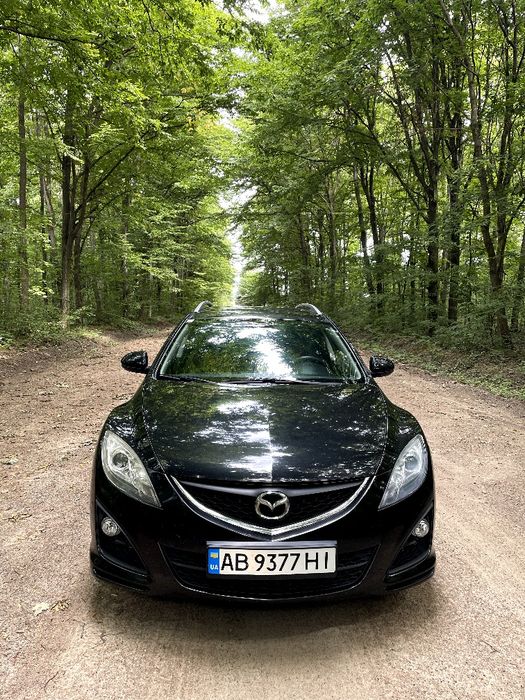 Мазда 6 2010 року