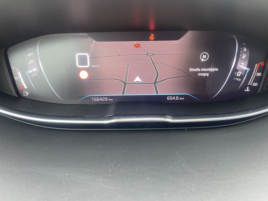 Peugeot 3008  1.5 HDI super stan , model 2022