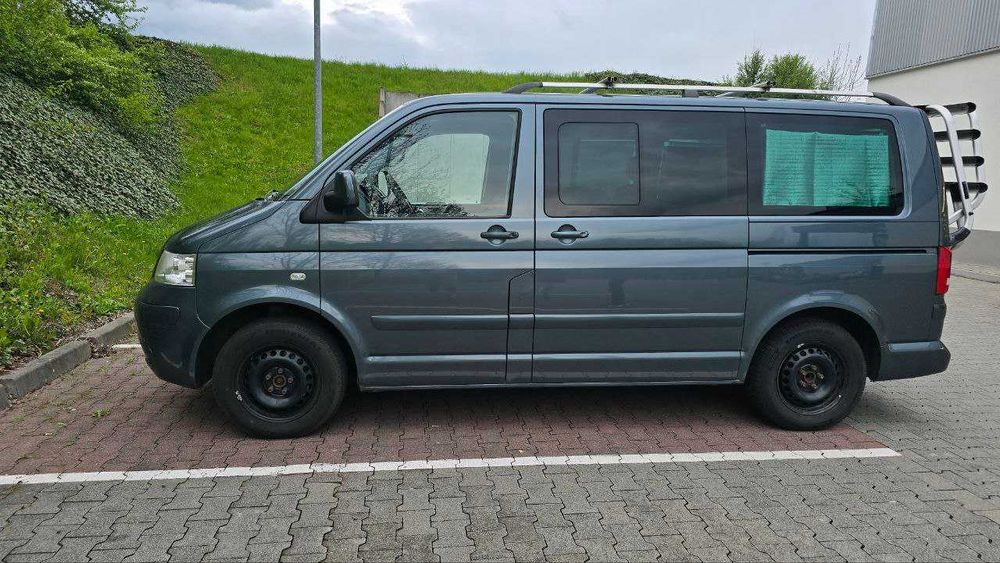 Volkswagen Multivan T5 2005 Українська реєстрація