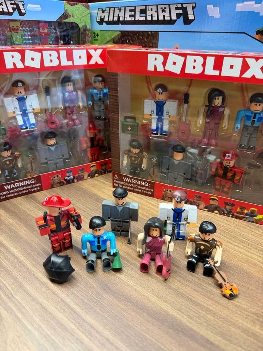 Набір, колекційних фігурок з аксесуарами, Roblox 6 фігурок Професії