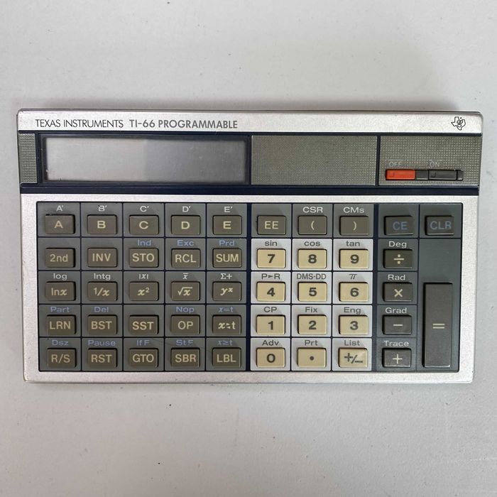 Calculadora programável Texas Instruments TI-66