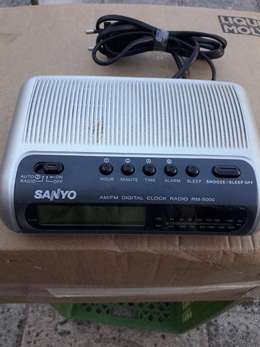 Vendo Rádio Despertador Sanyo