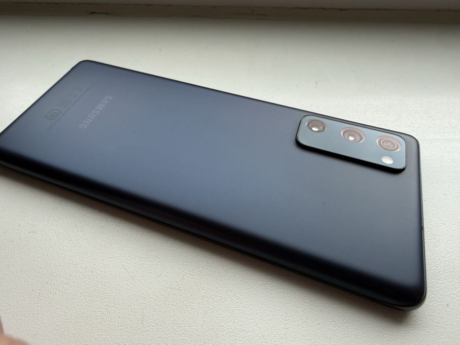 Samsung S 20 FE 6/128 Gb