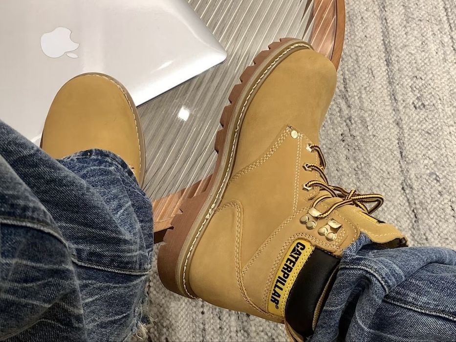 Оригінал Caterpillar Colorado 2.0
