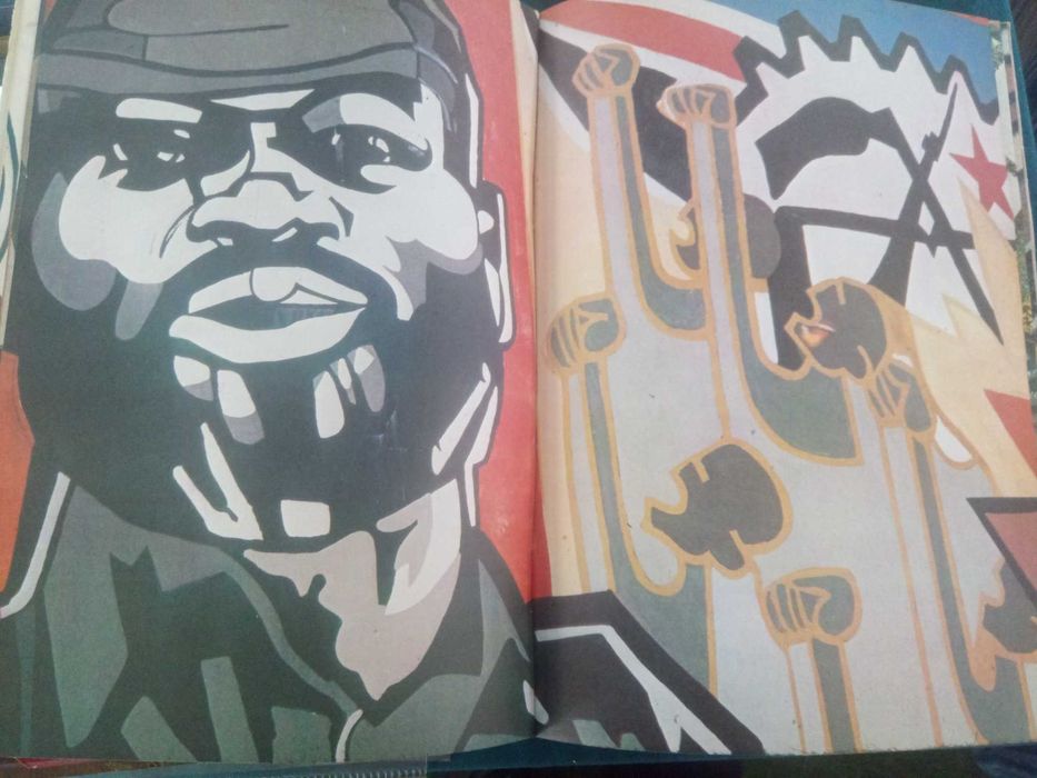 Livro raro - Imagens de uma Revolução