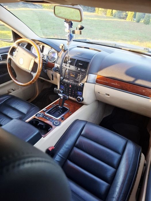 Volkswagen touareg v10