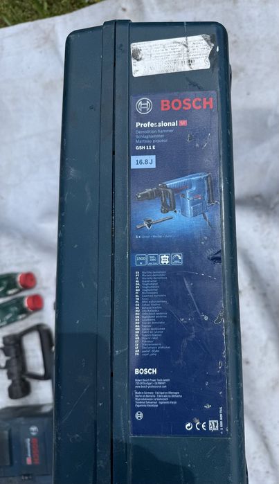 Отбойный молоток Bosch GSH 11 E.