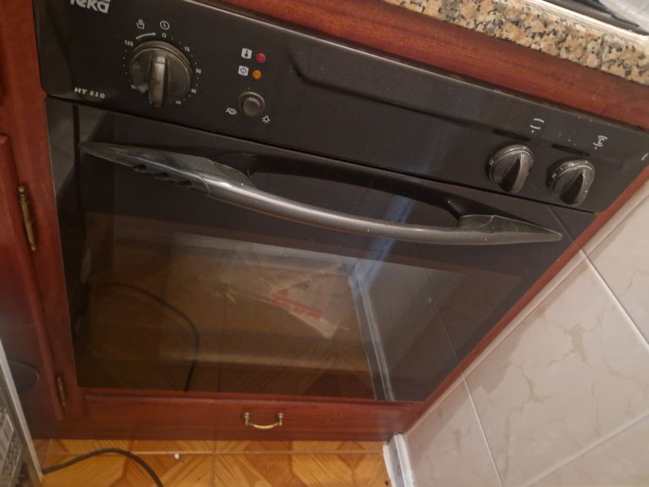 Forno teka como novo