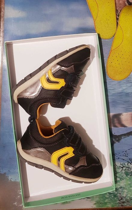 Кроссовки GEOX размер 23