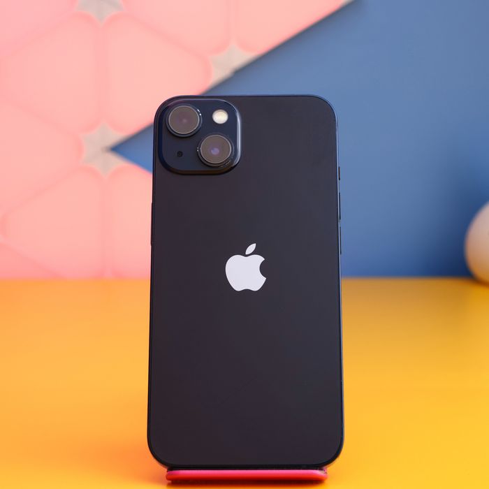 Смартфон Apple iPhone 13 128GB Midnight (178474) Б/У З ГАРАНТІЄЮ